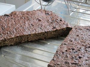 Cooked liver cake