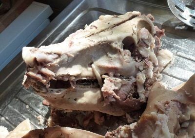 Stip meat of pigs head