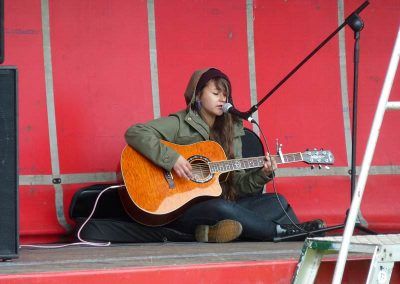 live bishopton day music