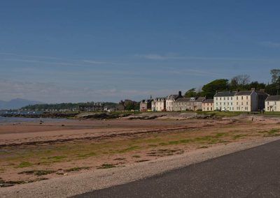 The houses along Newton Bay on Glasgow Street
