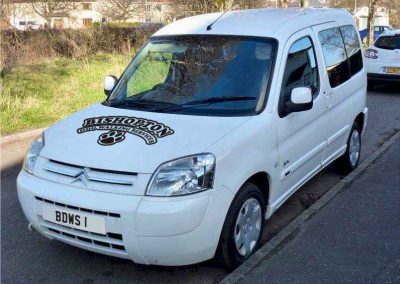 citreon berlingo dog walking van