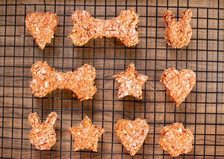 cooked beetroot biscuits